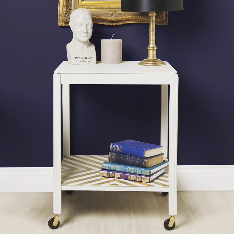 Upcycle_striped_base_side_table