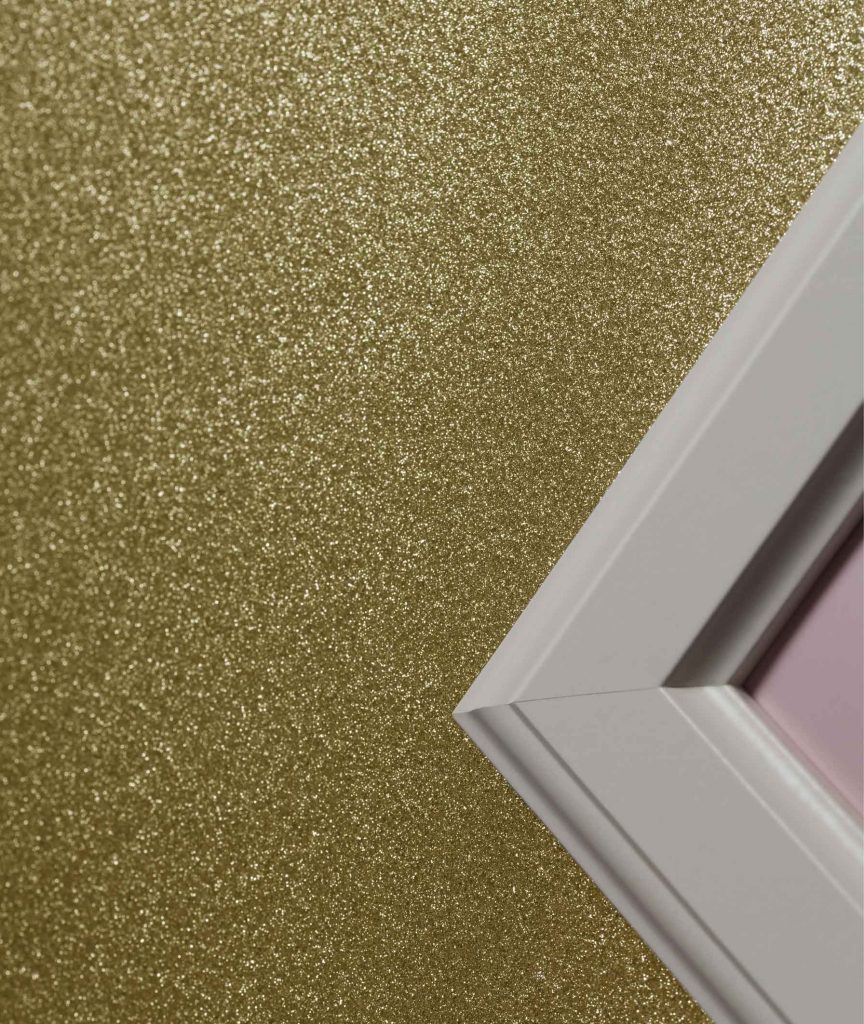 Gold-Glitter-Wall-Close-Up - Rustoleum Spray Paint
