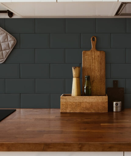 Kitchen Tile Paint - Satin Kitchen Tile - Natural Charcoal (black)